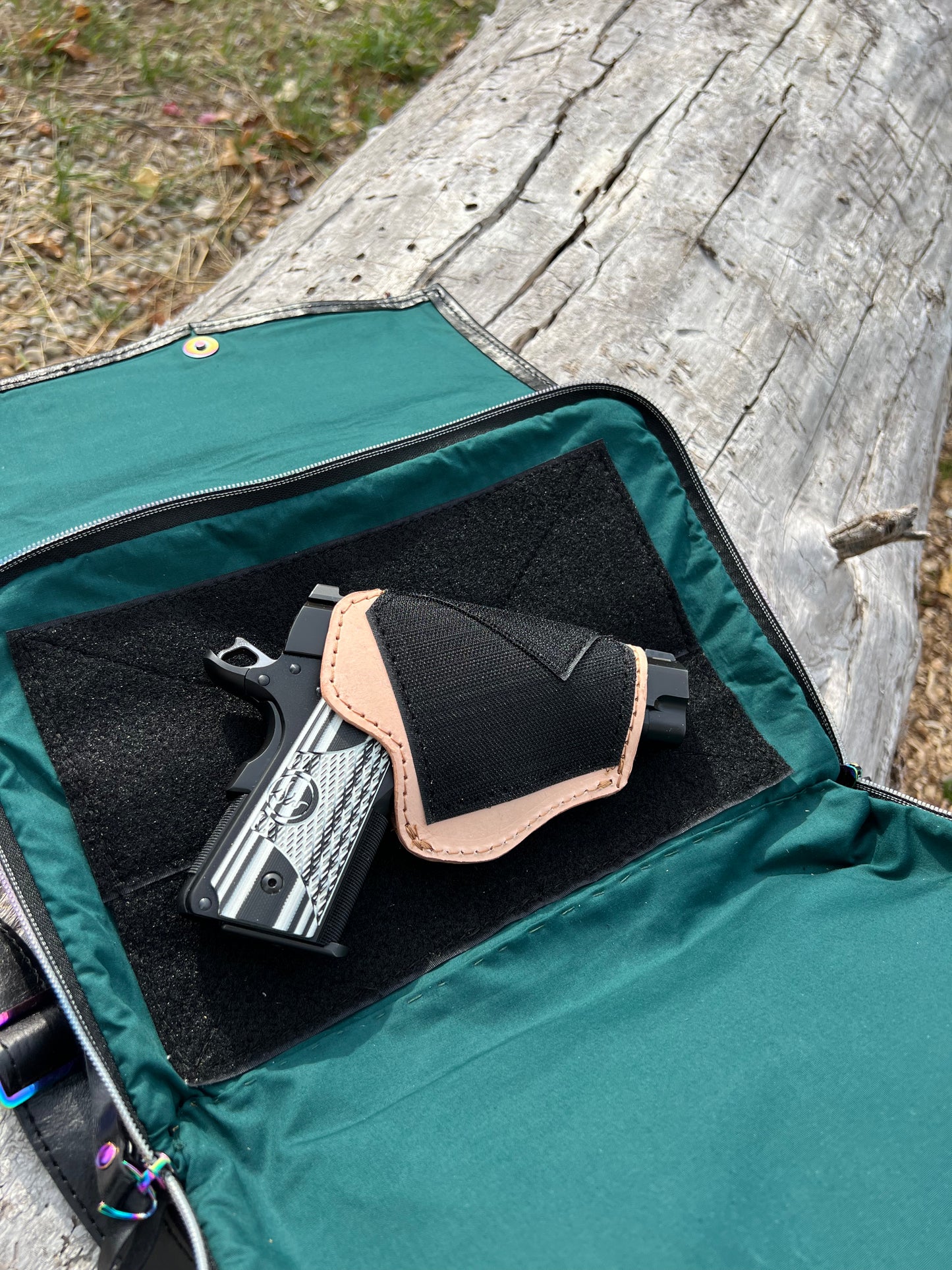 Women's Carry Concealed Bag large
