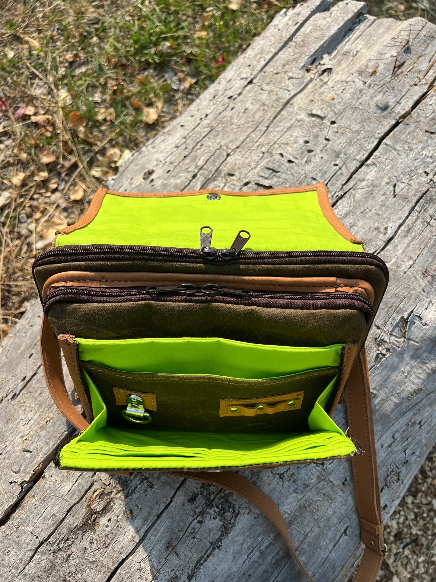 Women's Carry Concealed Bag Large