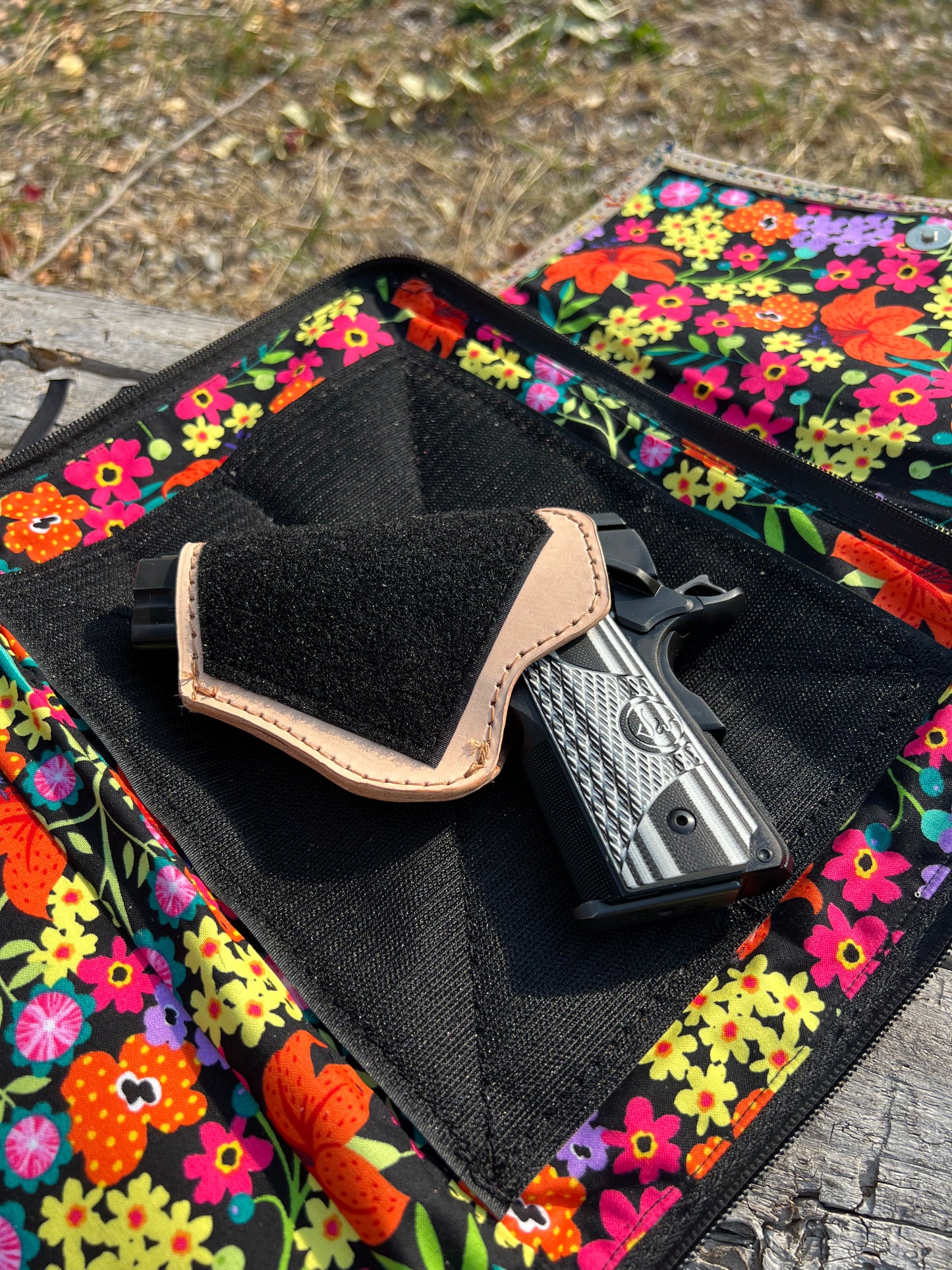 Women's Carry Concealed Bag Large
